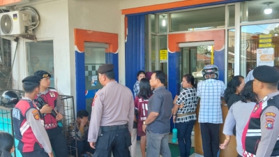 Kegiatan Patroli Rutin Samapta Polres Pakpak Bharat Berbaur Sama Masyarakat Beri Imbauan Kamtibmas
