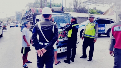 Polres Sibolga Hari ke-6 Ops Patuh Toba 2025, Komitmen Tertibkan Lantas dan Tingkatkan Kesadaran Masyarakat