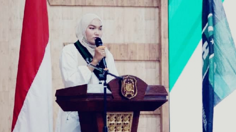 Ketua HMI Cabang Medan Kecam Keras Aksi Pengibaran Bendera Merah Putih Oleh, Penari Seksi di Area Grand Fix Club dan Bar