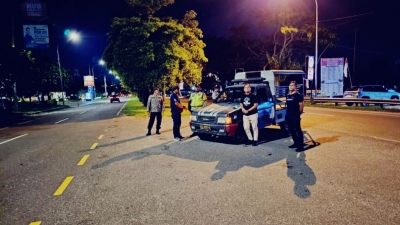 Polresta Deli Serdang Perkuat Rasa Aman Masyarakat Dengan Patroli Blue Light dan Patroli Dialogis Setiap Malam