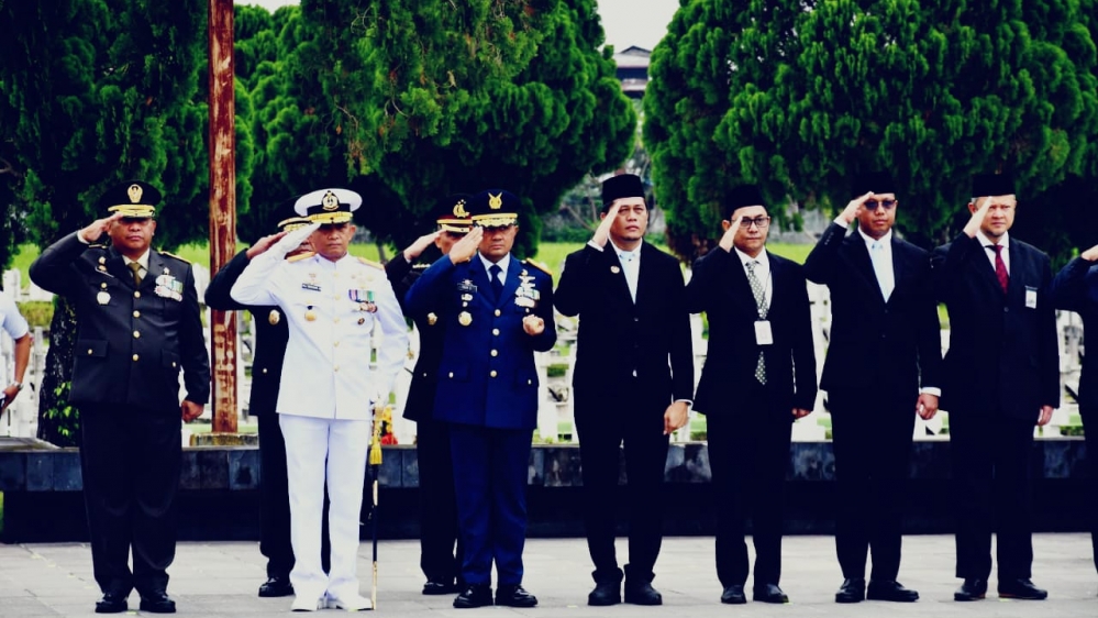 Kasdam I/BB Hadiri Upacara.Ziarah Nasional Hari Pahlawan di TMP Sisingamangaraja Medan