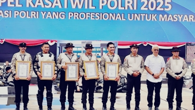 Kapolda Jambi Meraih Penghargaan Nasional Peringkat Terbaik 3 Quick Wins Presisi