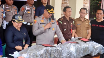 Bongkar Peredaran Ganja 40 Kg, Polres Sarolangun, Tangkap Kurir Hingga Kota Bandar Lampung