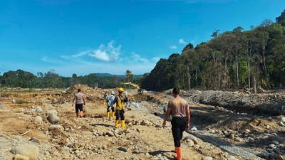 Hingga Rumah Ibadah, Brimob Hadir Menjaga Harapan Warga Batang Toru
