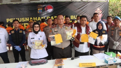Polres Batu Bara Press Rilis Ungkap Kasus Narkoba Dan Musnahkan 1.210,07 gram Narkotika