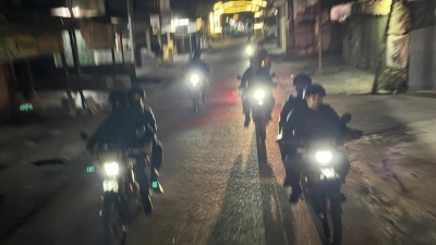 Brimob Polda Sumut Laksanakan Patroli.Guna Antisipasi Guantibmas dan Sambangi Warga Secara Humanis di Medan