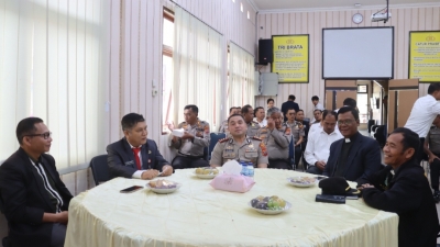 Doa Bersama Lintas Agama Polres Humbahas Sambut Hari Bhayangkara Ke-80