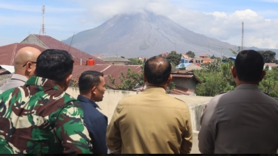 Kapolda Irjen Pol Whisnu Pantau Langsung Kondisi Sinabung dan Kesiapan Personel Bantu Masyarakat di Wilayah Terdampak