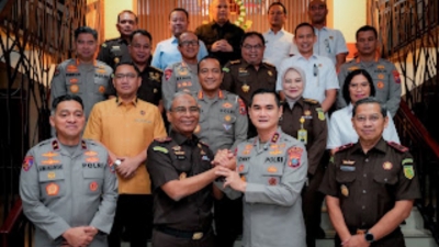 Perkuat Sinergi Penegakan Hukum, Kapolda Sumut Silaturahmi ke Kejaksaan Tinggi.Sumut