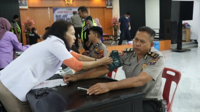 Sambut Hari Jadi. Humas Polri ke- 75 Polres Sibolga Gelar Donor Darah Bersama RSU FLTobing
